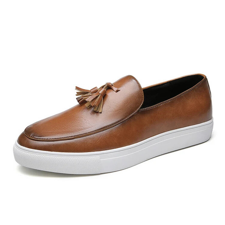 Vincarri Signature Tassel Loafers